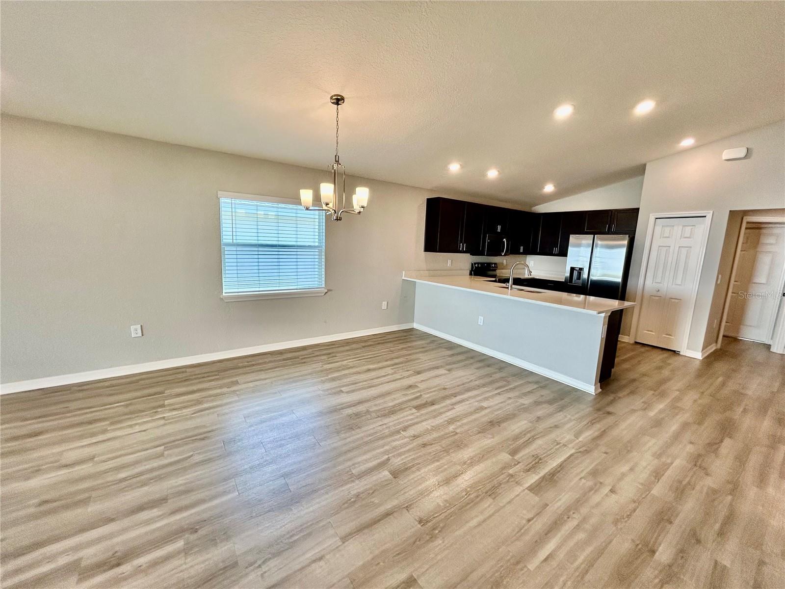 Image 8 of 32 For 2611 Tulip Drive