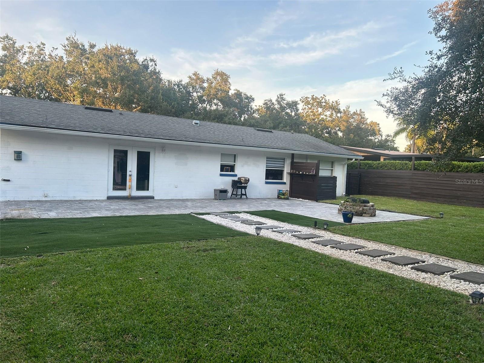 Image 19 of 20 For 2412 Middleton Avenue