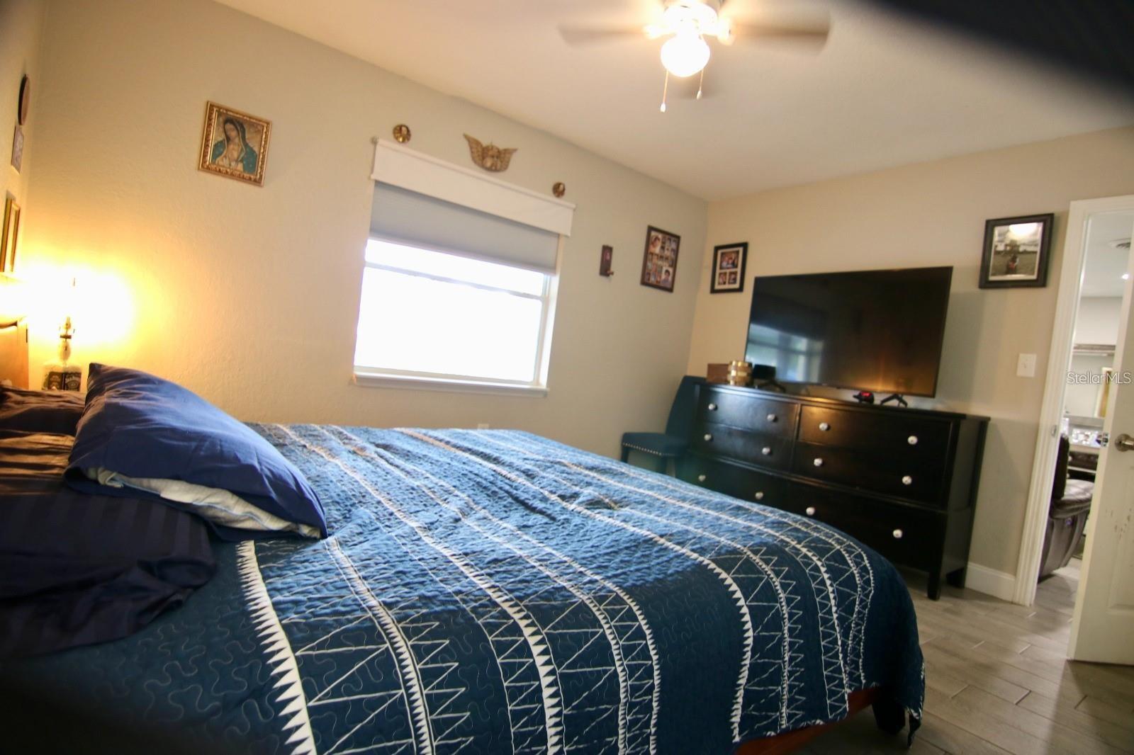 Image 7 of 20 For 2412 Middleton Avenue