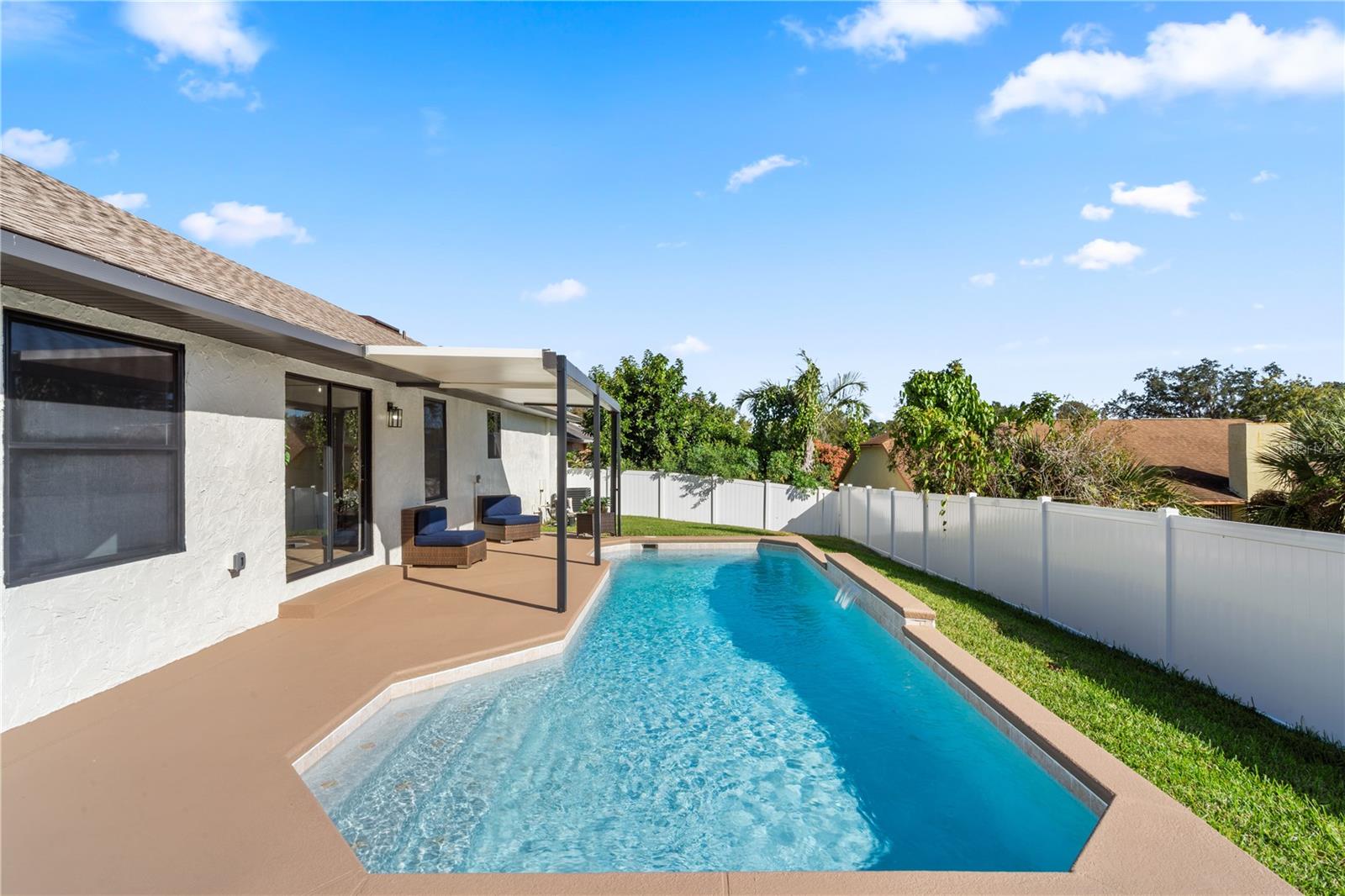 Image 34 of 48 For 8644 Shenna Court