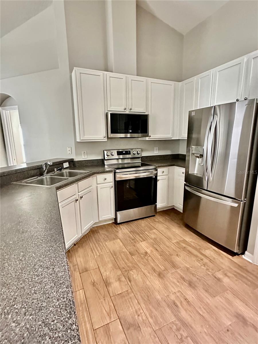 Image 14 of 38 For 9226 Pecky Cypress Way