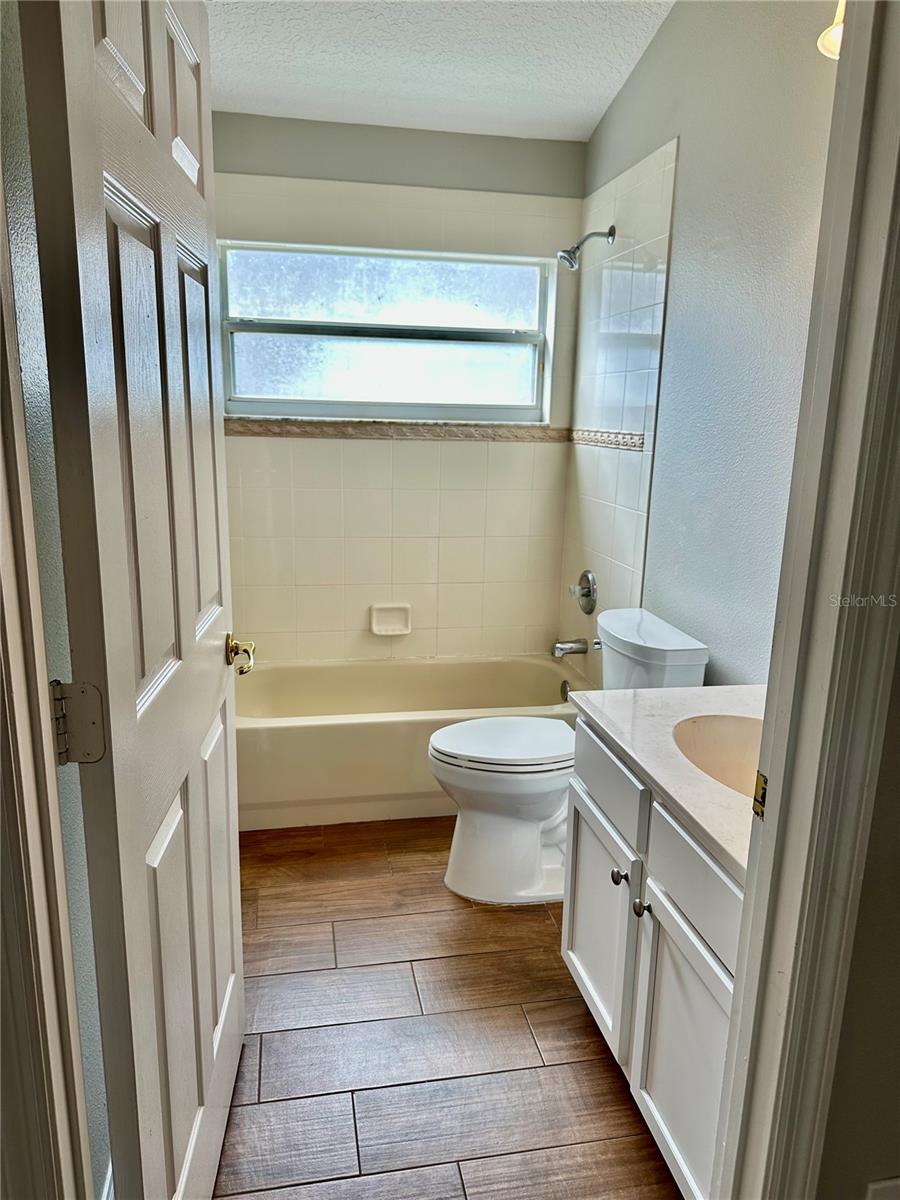 Image 21 of 38 For 9226 Pecky Cypress Way