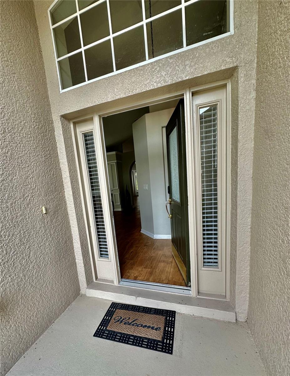 Image 5 of 38 For 9226 Pecky Cypress Way