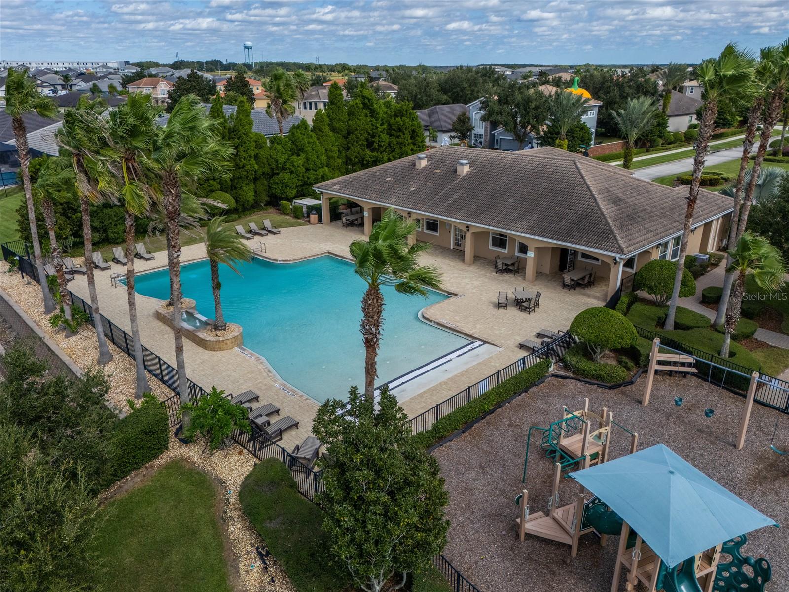 Image 41 of 45 For 221 Lake Vista Drive