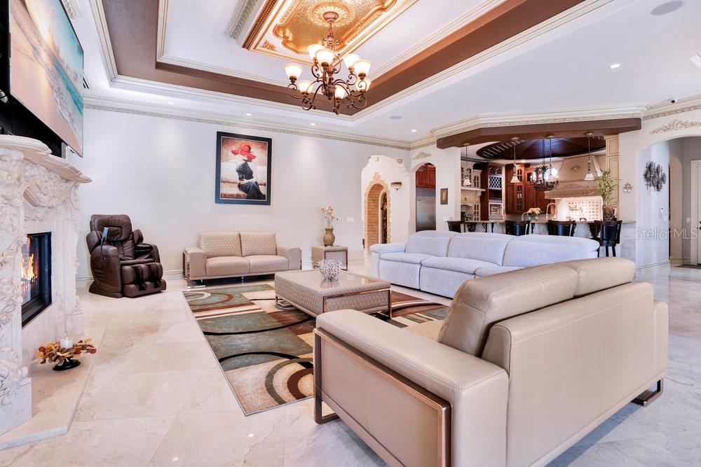 Image 14 of 97 For 5750 Emerington Cres