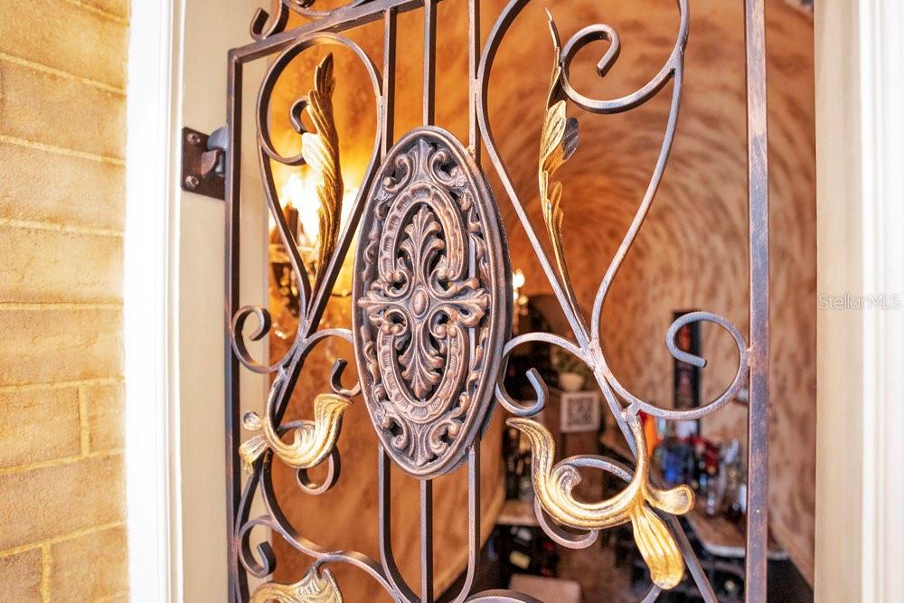 Image 23 of 97 For 5750 Emerington Cres