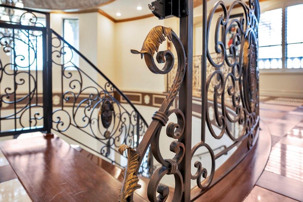 Image 26 of 97 For 5750 Emerington Cres