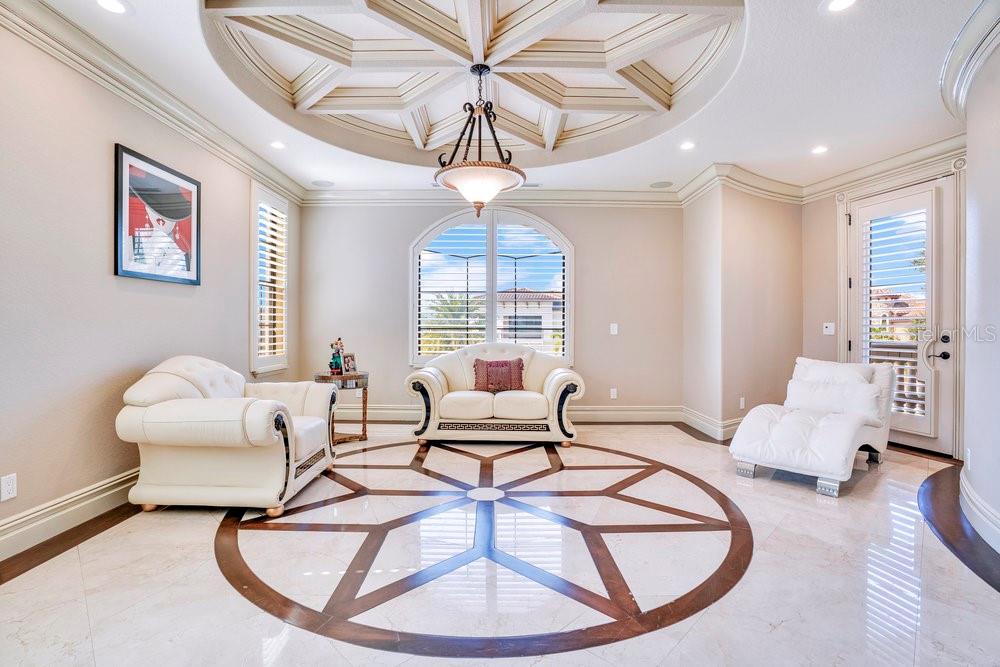 Image 36 of 97 For 5750 Emerington Cres