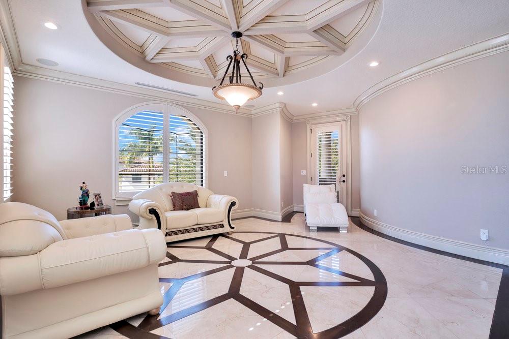 Image 37 of 97 For 5750 Emerington Cres