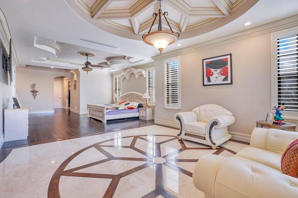 Image 38 of 97 For 5750 Emerington Cres