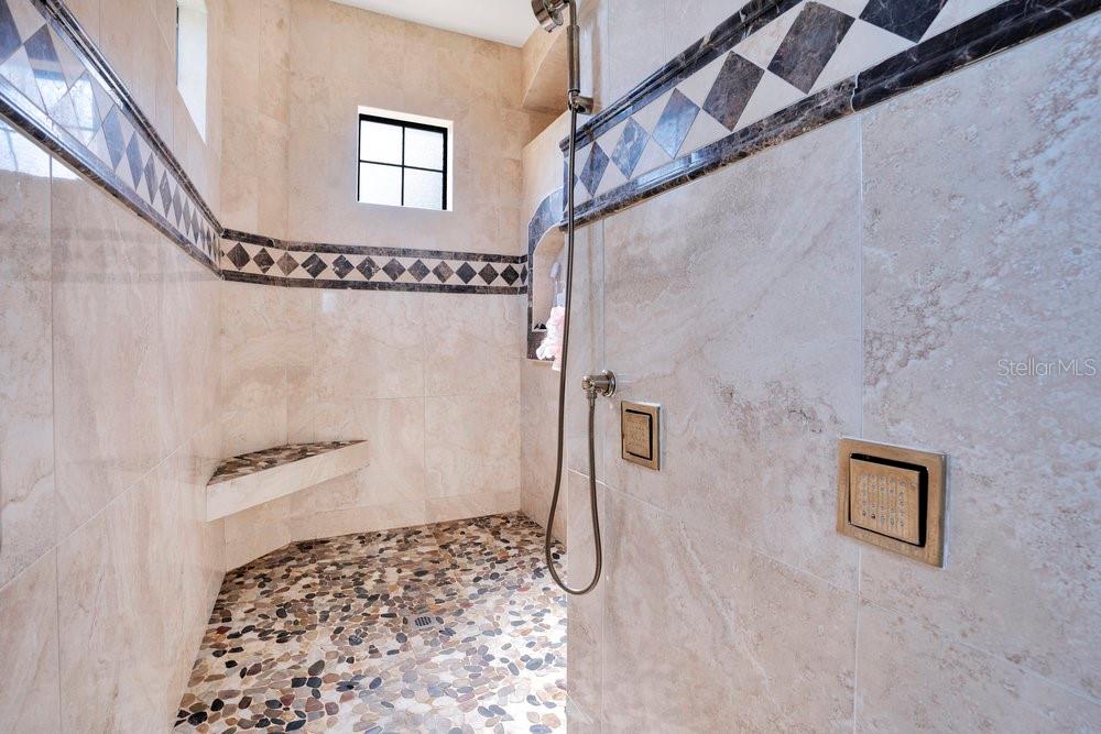 Image 49 of 97 For 5750 Emerington Cres