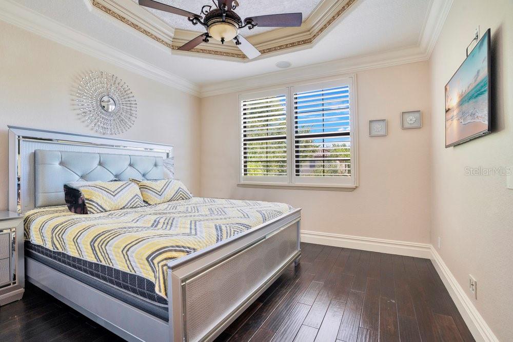 Image 52 of 97 For 5750 Emerington Cres