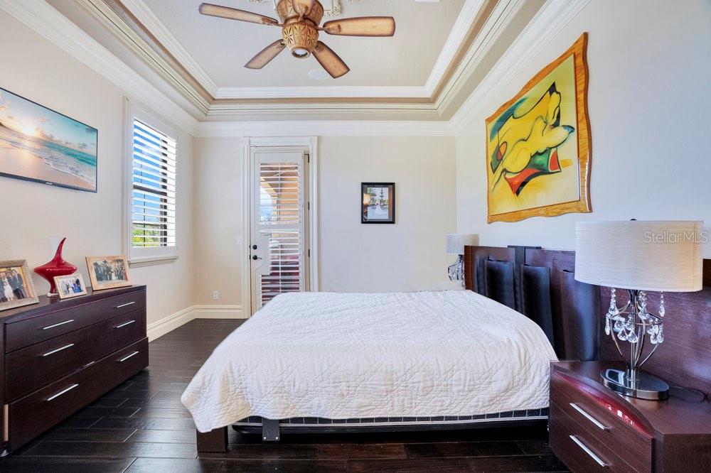 Image 55 of 97 For 5750 Emerington Cres