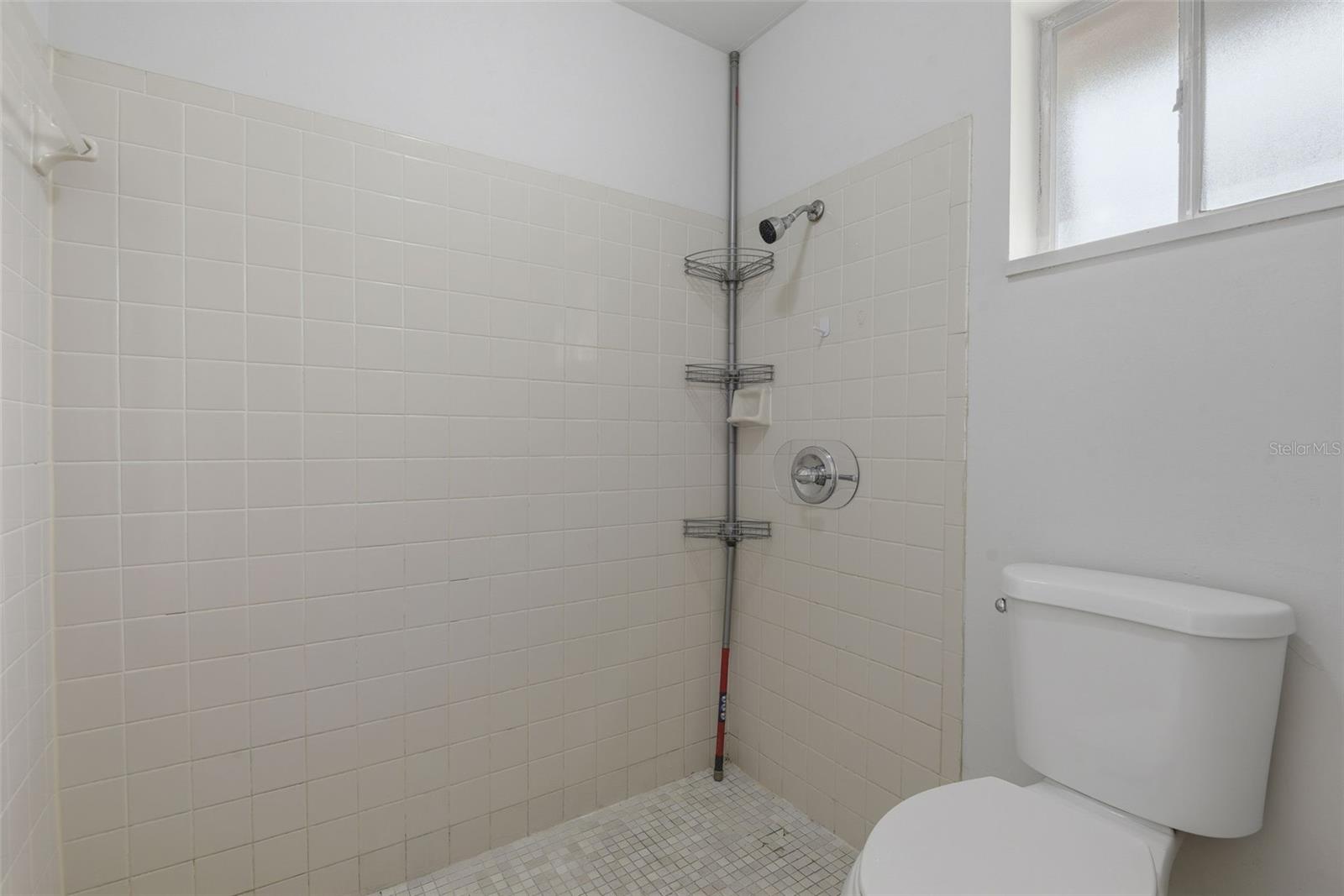 Image 11 of 27 For 20957 124th Avenue Road