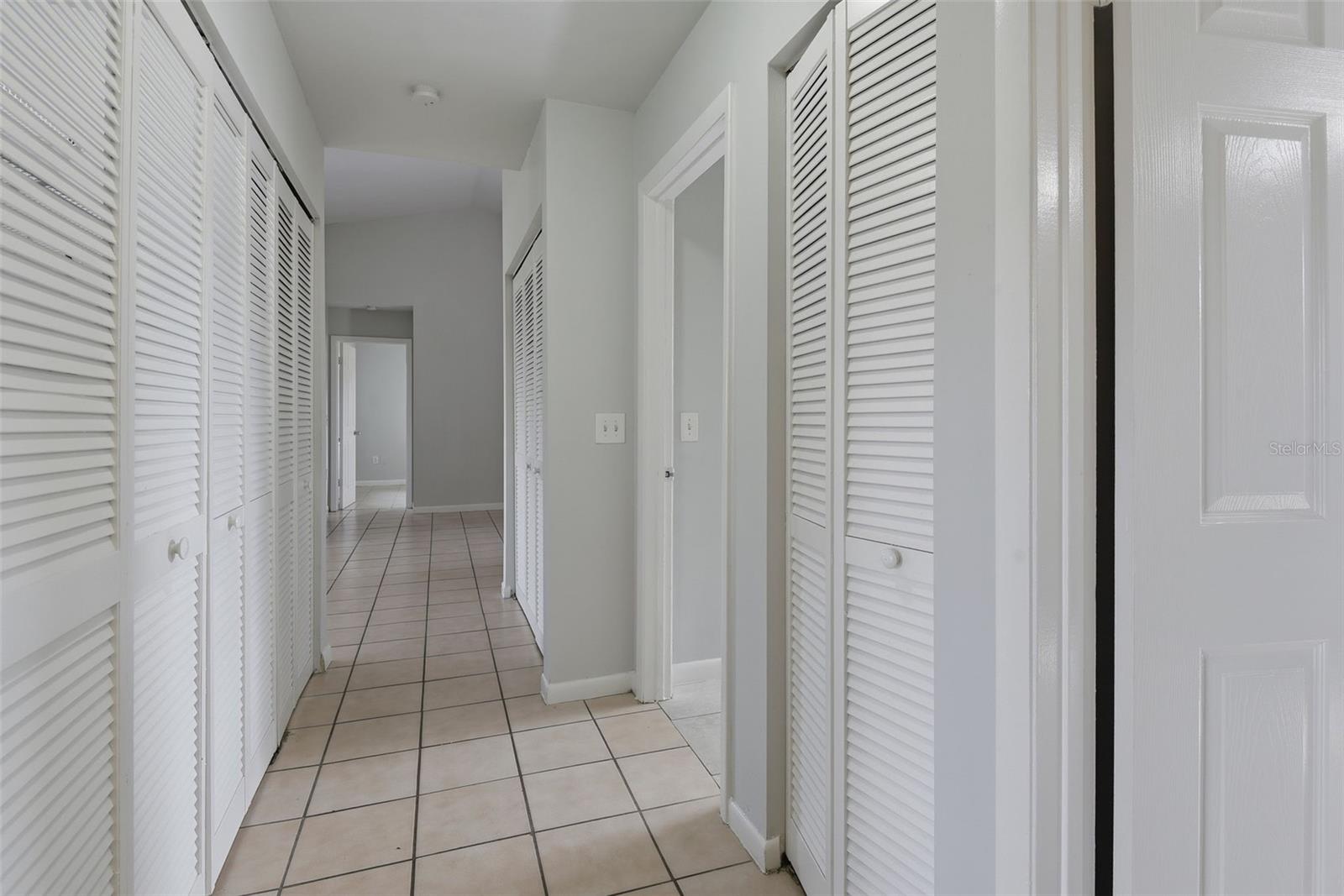 Image 19 of 27 For 20957 124th Avenue Road