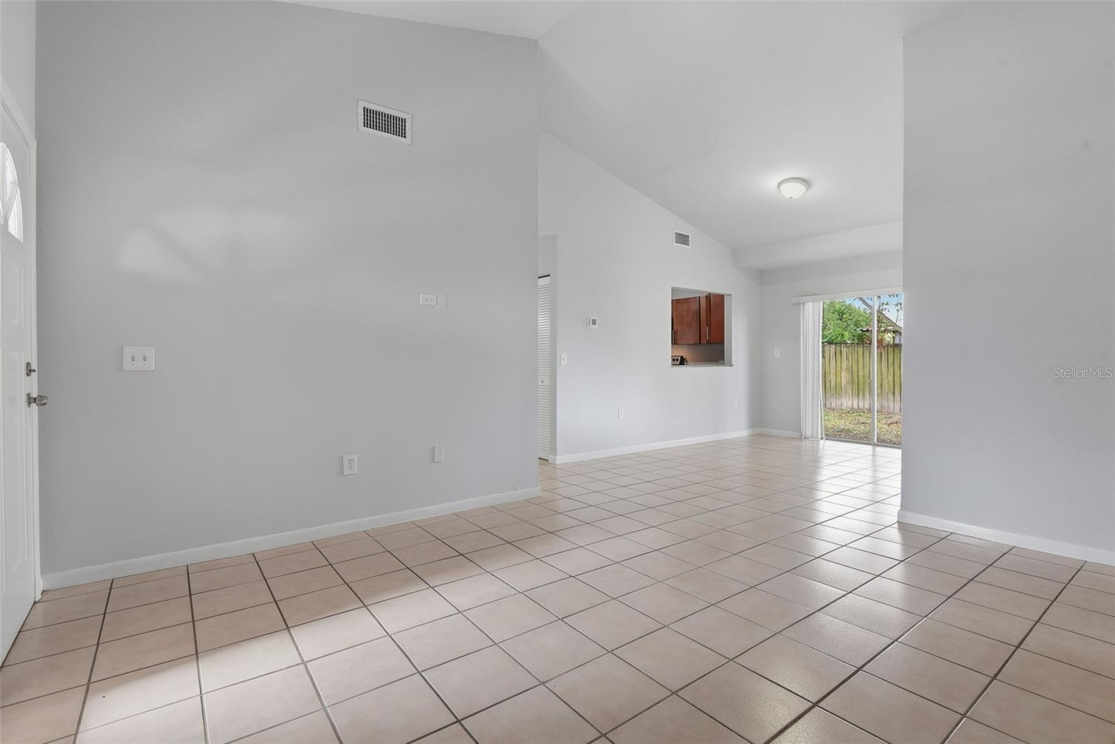 Image 21 of 27 For 20957 124th Avenue Road