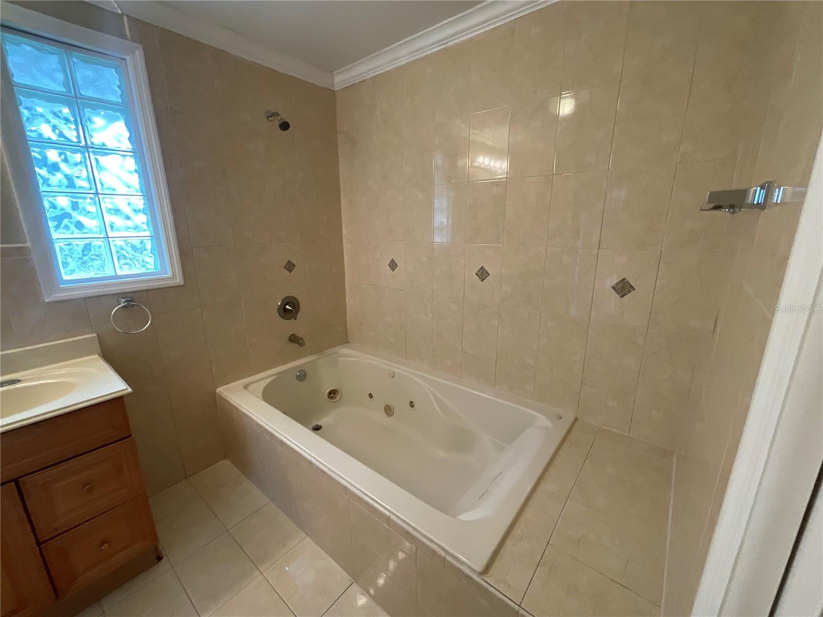 Image 3 of 11 For 10105 141st Court