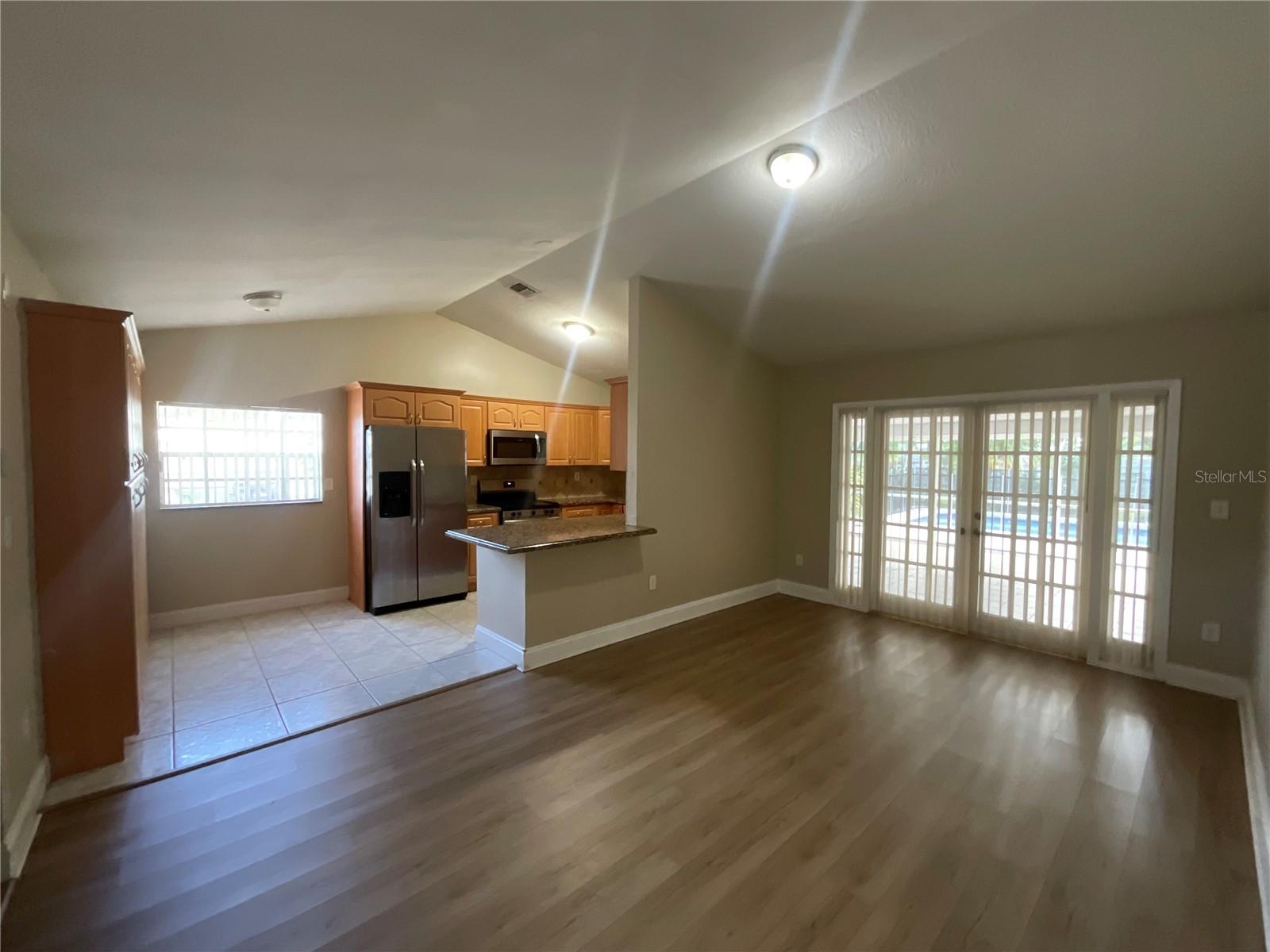 Image 5 of 11 For 10105 141st Court