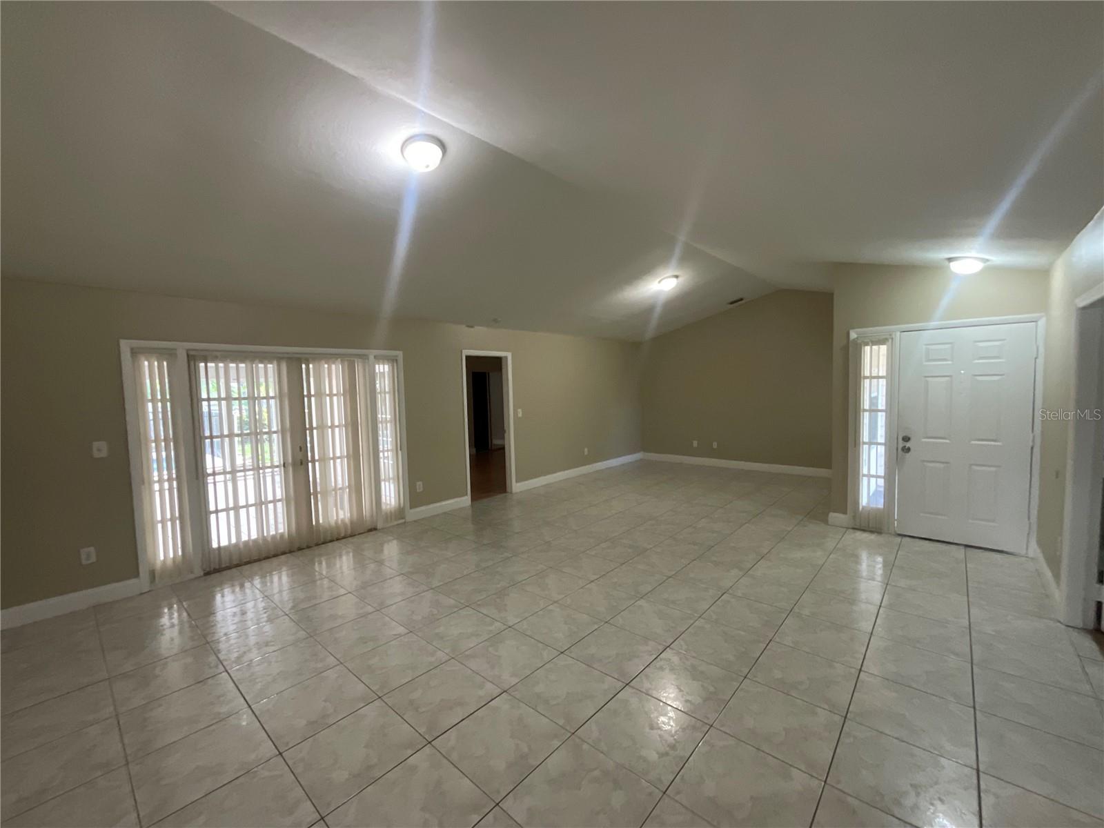 Image 8 of 11 For 10105 141st Court