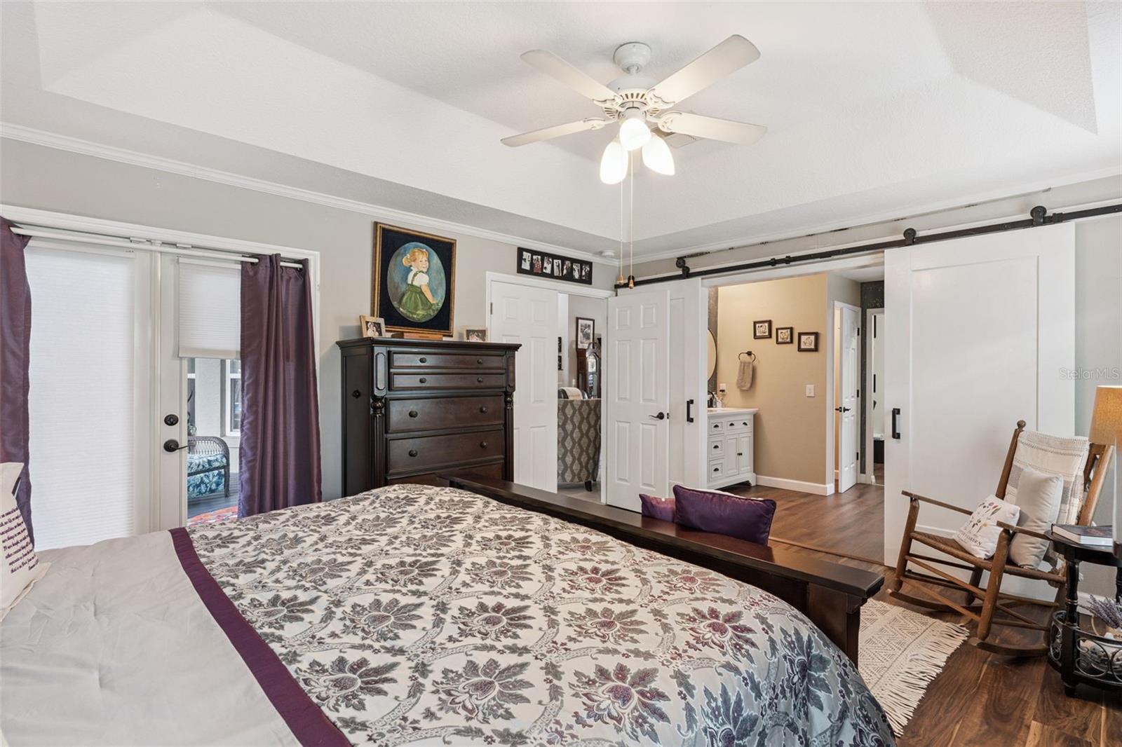 Image 15 of 43 For 304 Sabal Springs Court