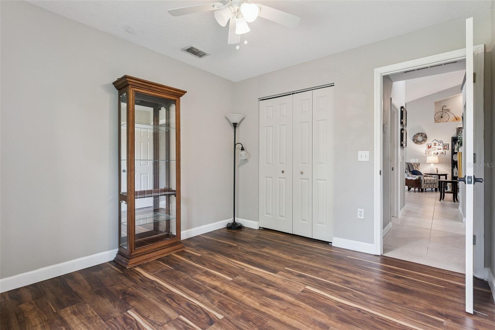 Image 27 of 43 For 304 Sabal Springs Court