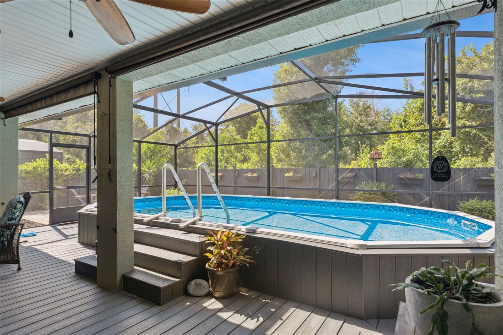 Image 30 of 43 For 304 Sabal Springs Court