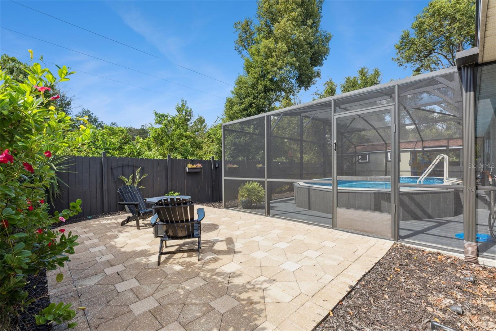 Image 34 of 43 For 304 Sabal Springs Court