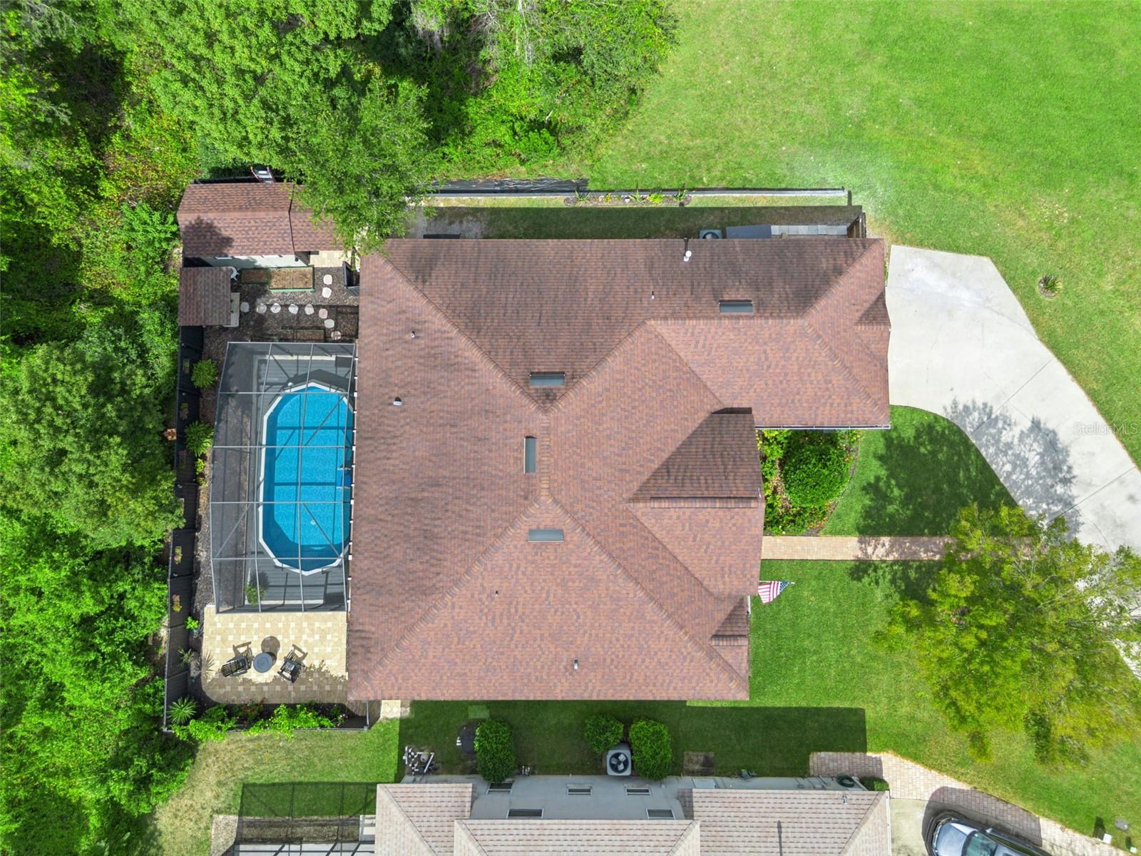 Image 38 of 43 For 304 Sabal Springs Court