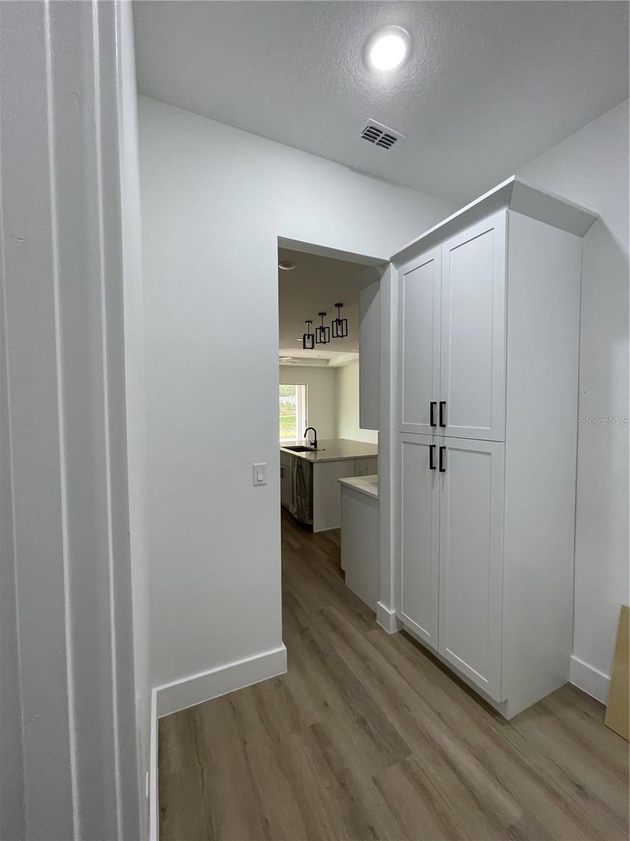 Image 19 of 52 For 41719 Aspen Drive