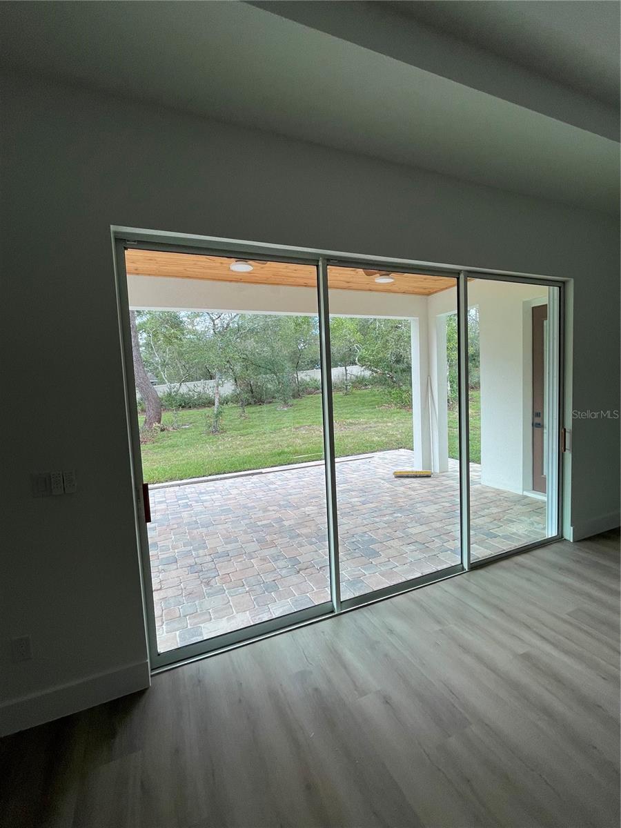 Image 22 of 52 For 41719 Aspen Drive