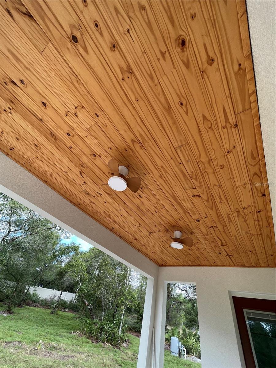 Image 33 of 52 For 41719 Aspen Drive