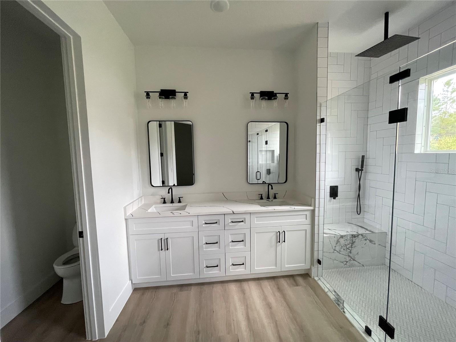 Image 38 of 52 For 41719 Aspen Drive