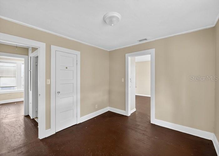 Image 15 of 20 For 319 Hollywood Avenue