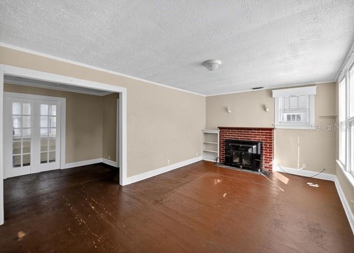 Image 6 of 20 For 319 Hollywood Avenue