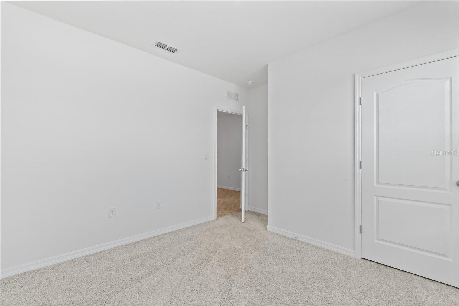 Image 18 of 21 For 523 Boardwalk Avenue