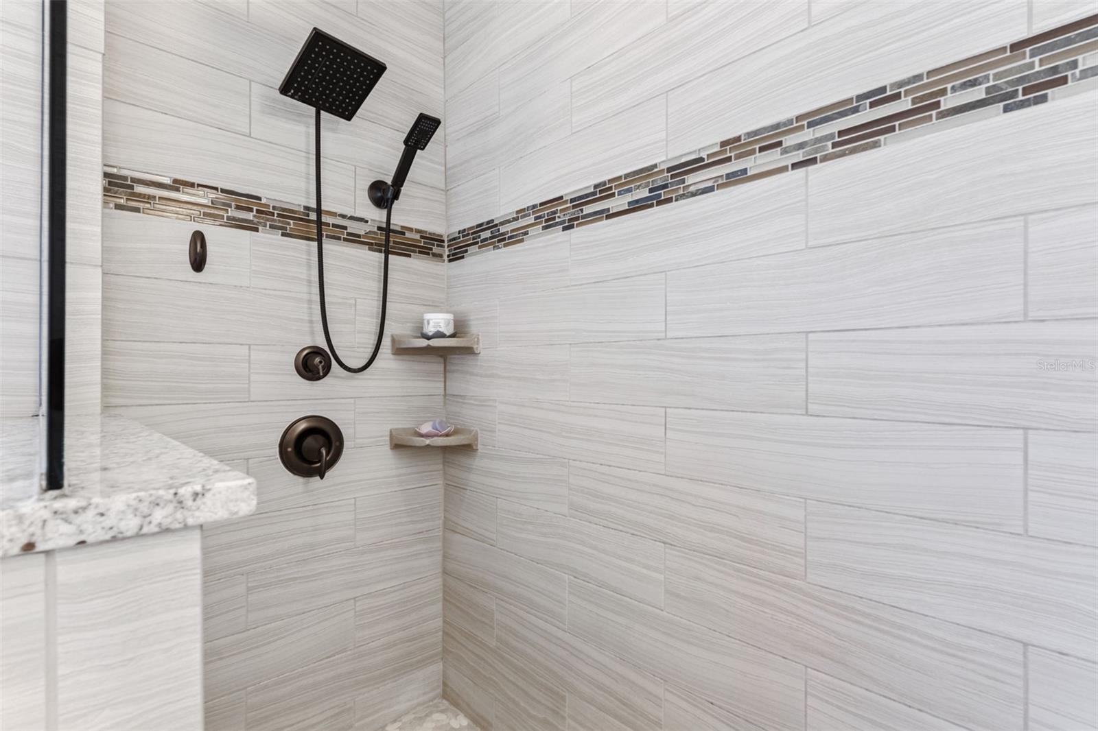 Image 34 of 85 For 1531 Castile Street