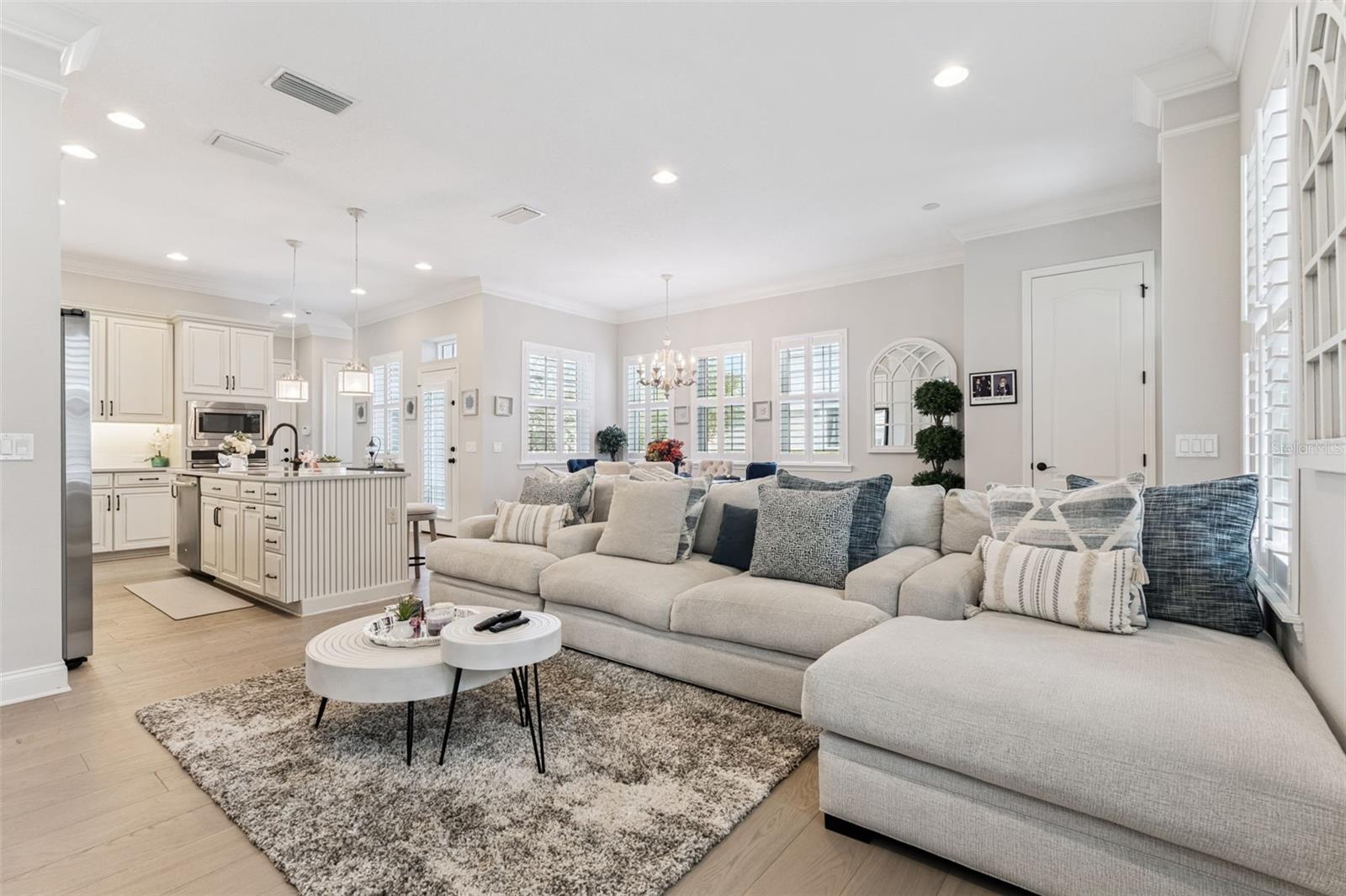 Image 9 of 85 For 1531 Castile Street