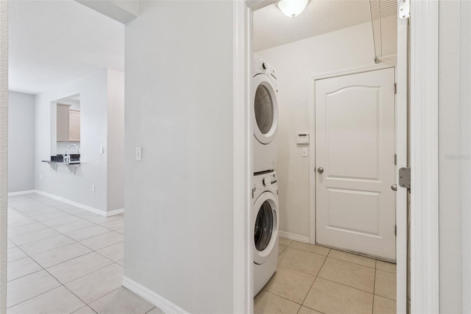 Image 19 of 25 For 1156 Brenton Manor Drive