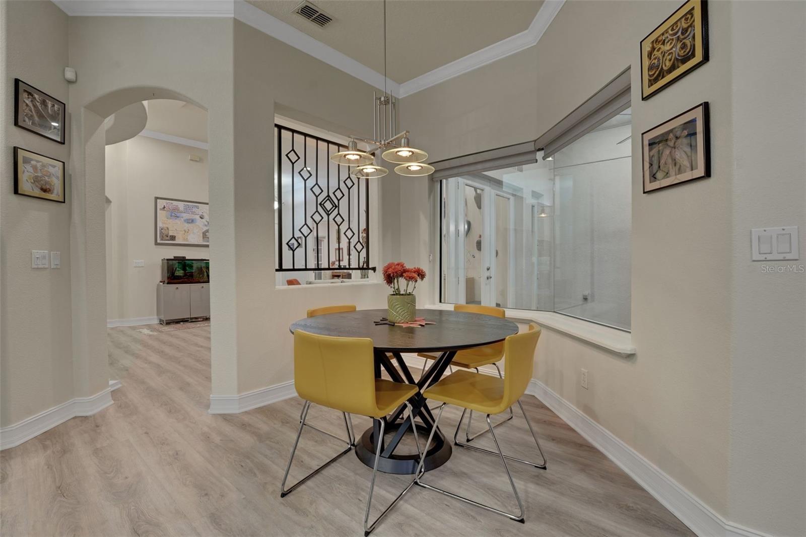 Image 15 of 40 For 6503 Everingham Lane