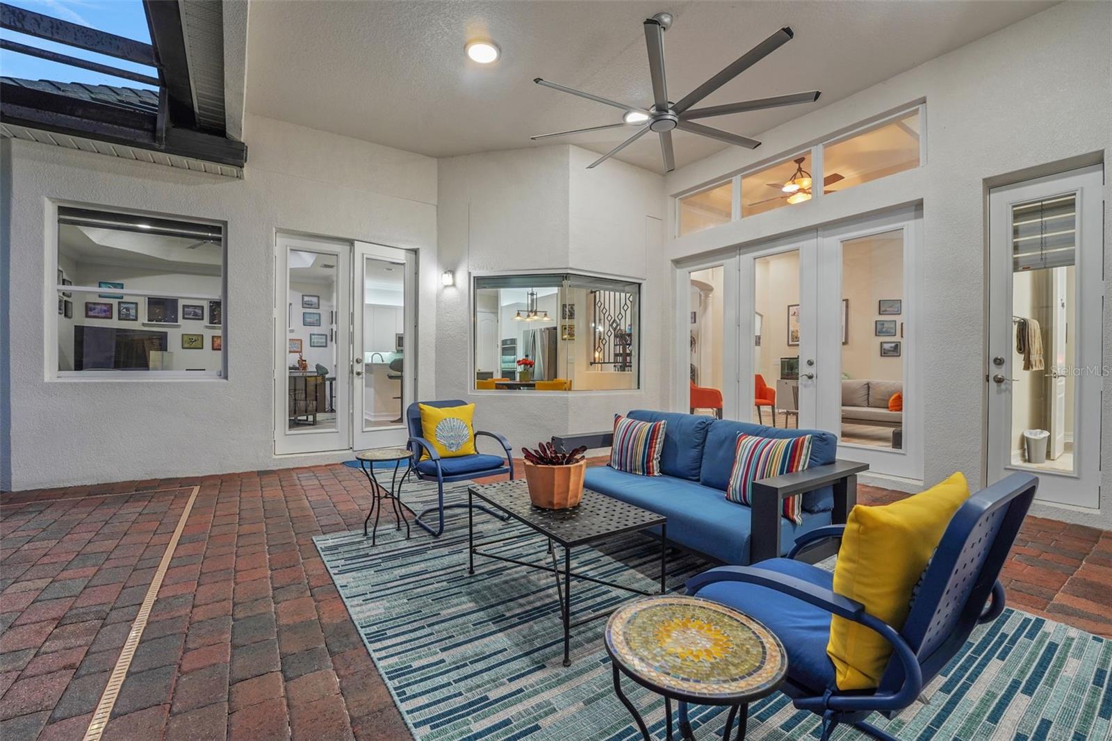 Image 20 of 40 For 6503 Everingham Lane