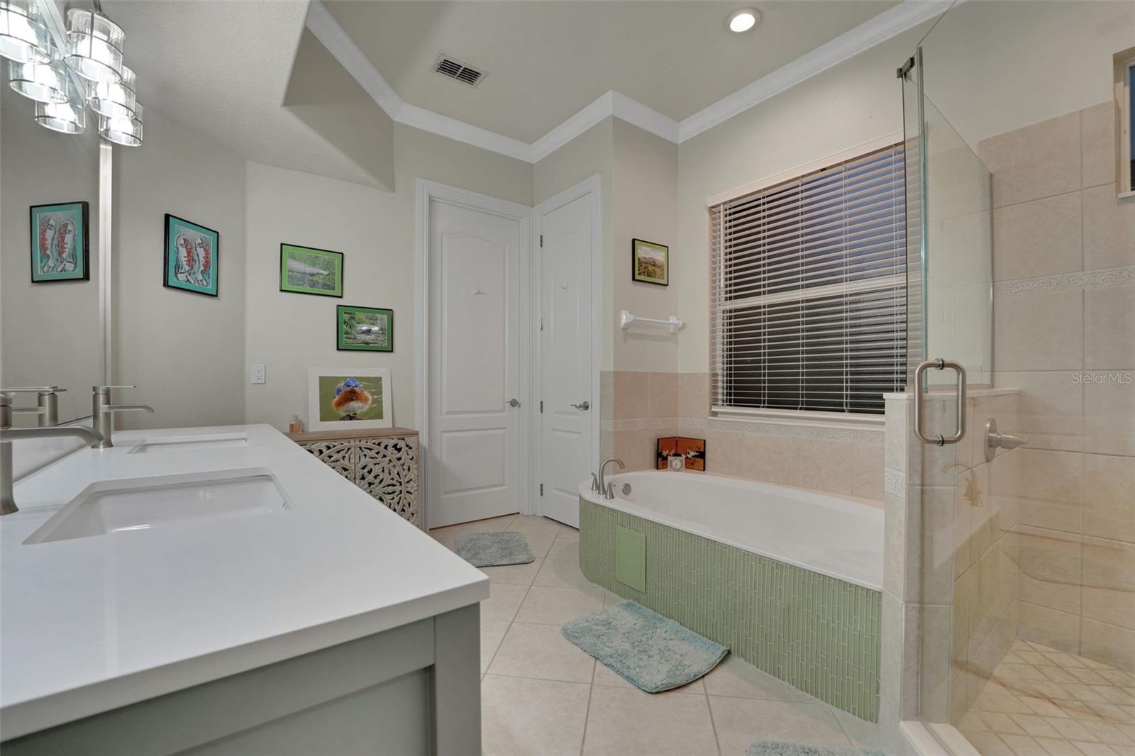 Image 28 of 40 For 6503 Everingham Lane