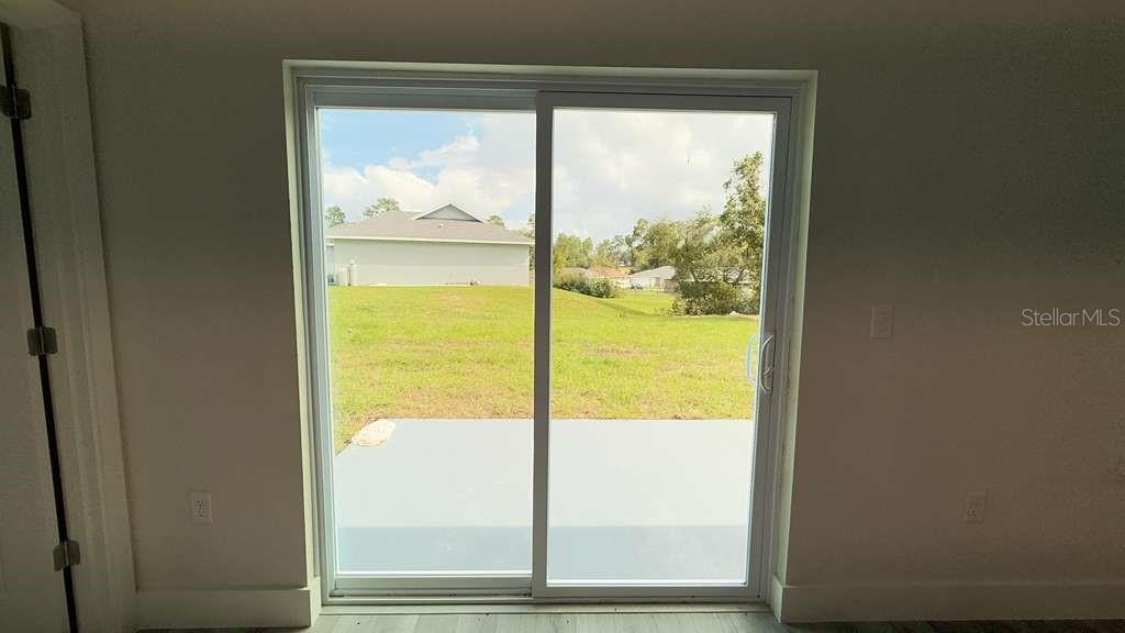 Image 7 of 32 For 2402 156th Loop