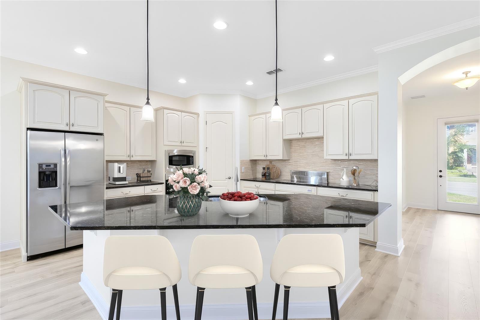 Image 6 of 46 For 8408 Laureate Boulevard