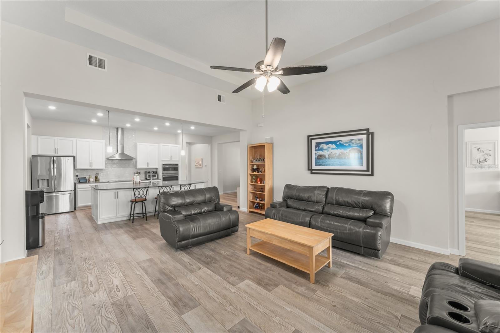 Image 20 of 73 For 375 Dancing Water Drive