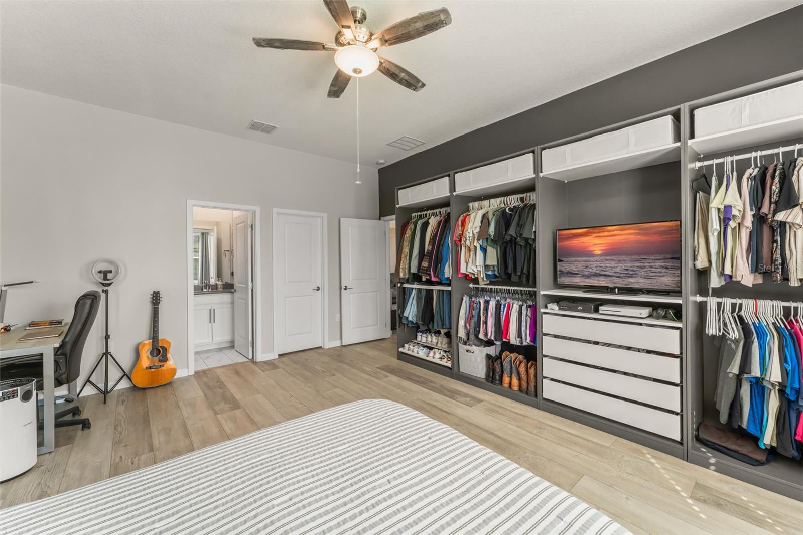 Image 30 of 73 For 375 Dancing Water Drive