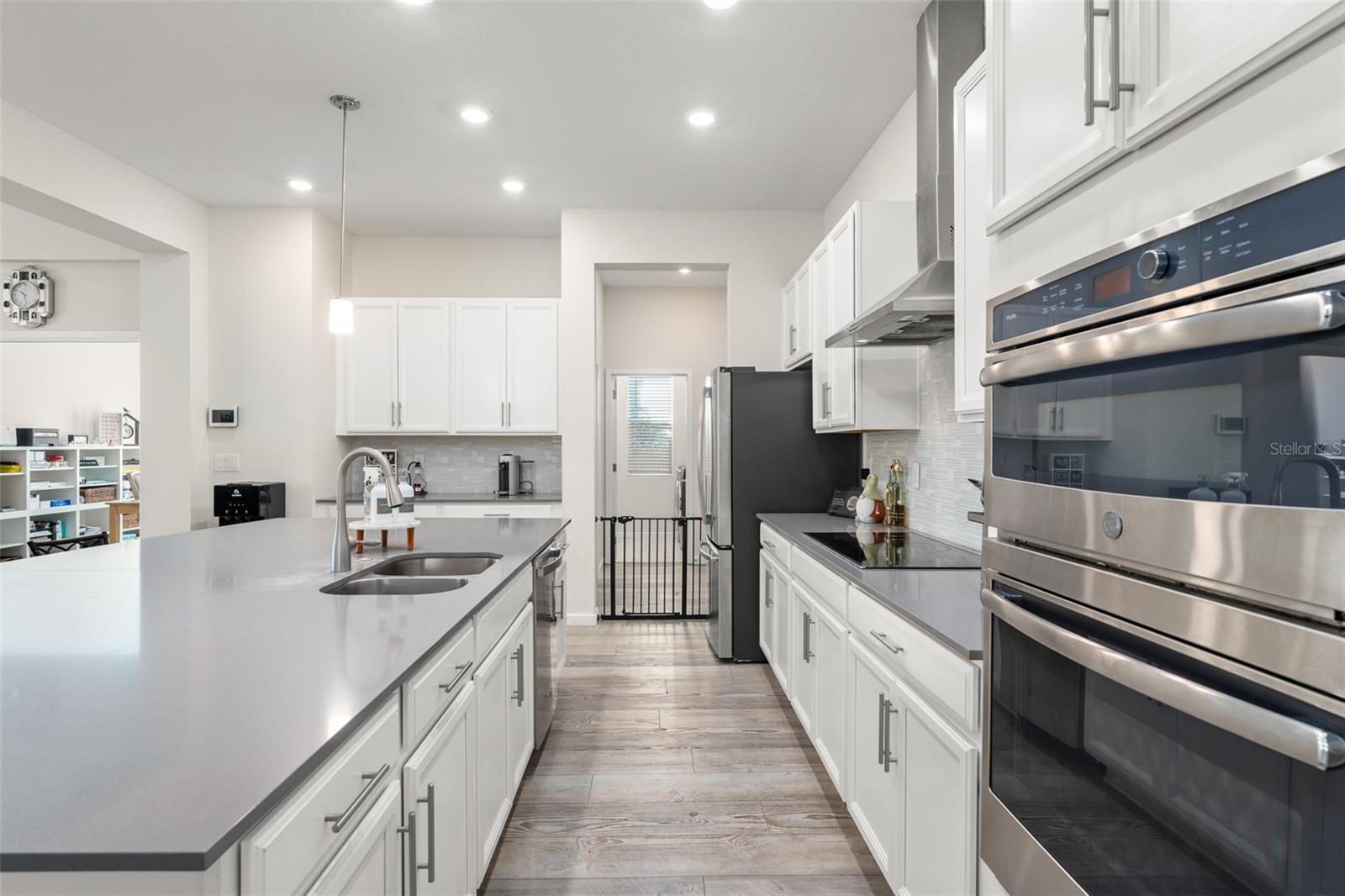 Image 8 of 73 For 375 Dancing Water Drive