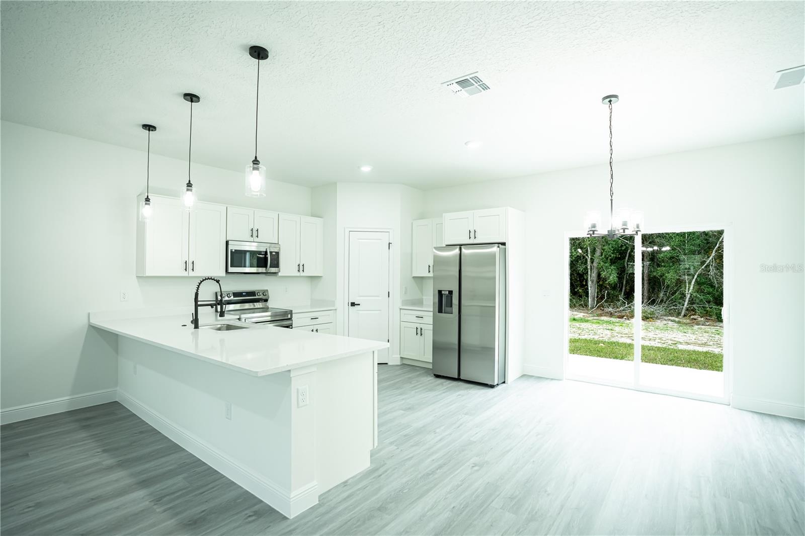 Image 16 of 44 For 6418 155th Place