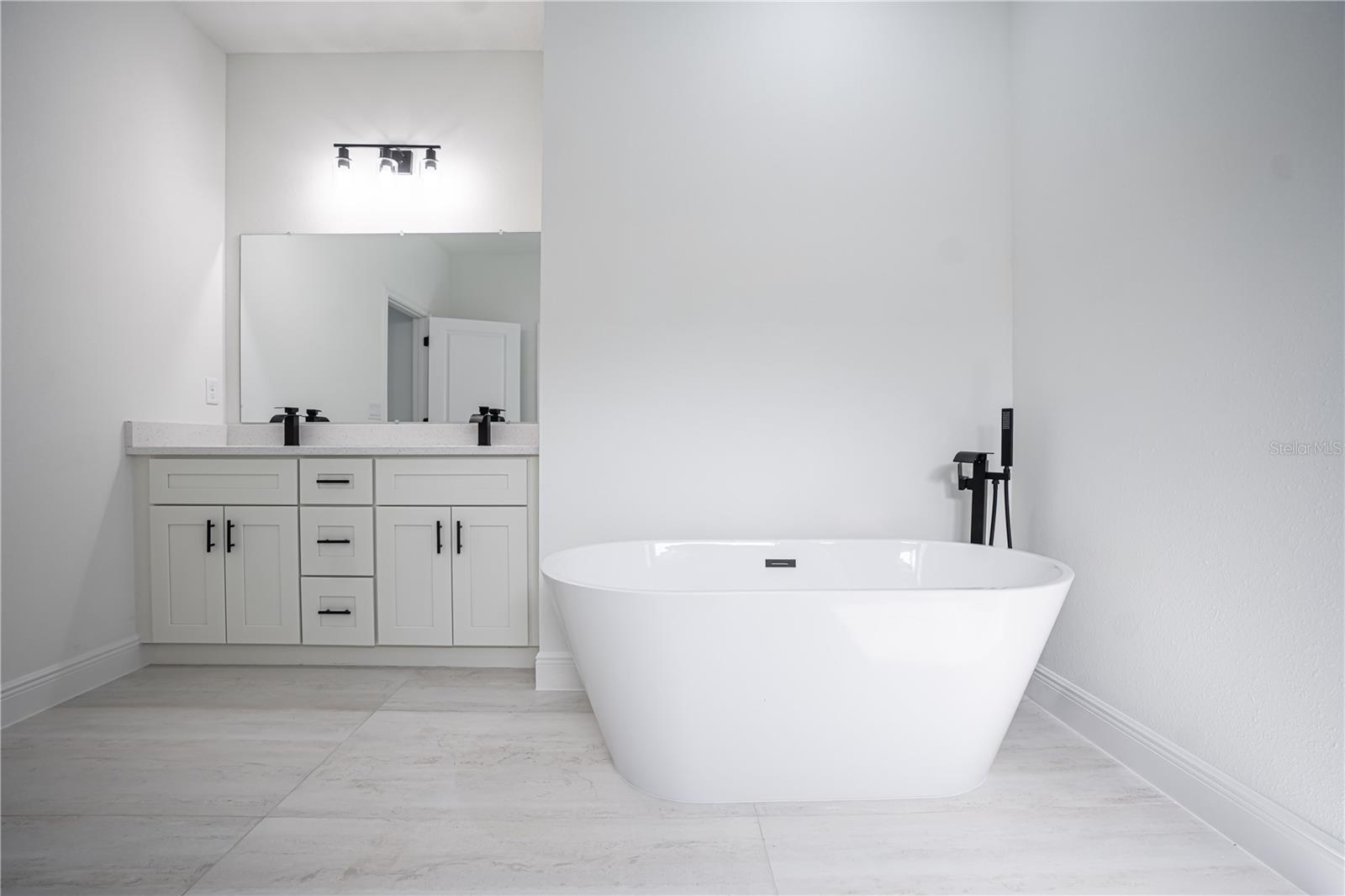 Image 35 of 44 For 6418 155th Place