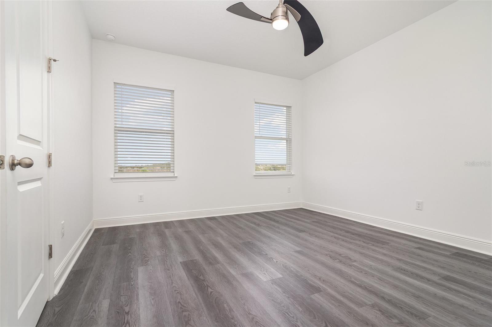 Image 31 of 66 For 15701 Vetta Drive