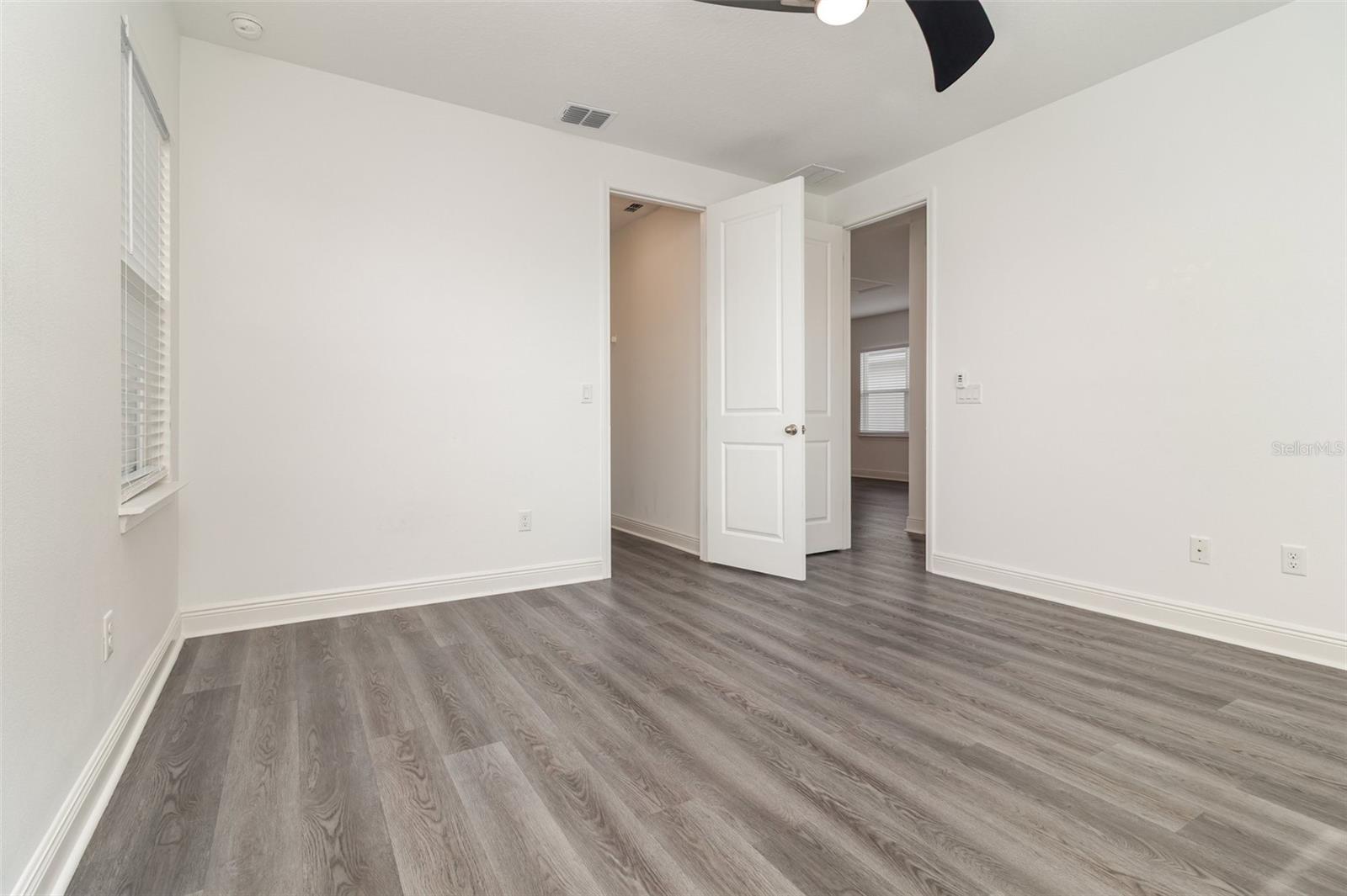 Image 34 of 66 For 15701 Vetta Drive